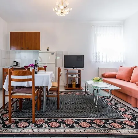Silvi Appartement Podstrana